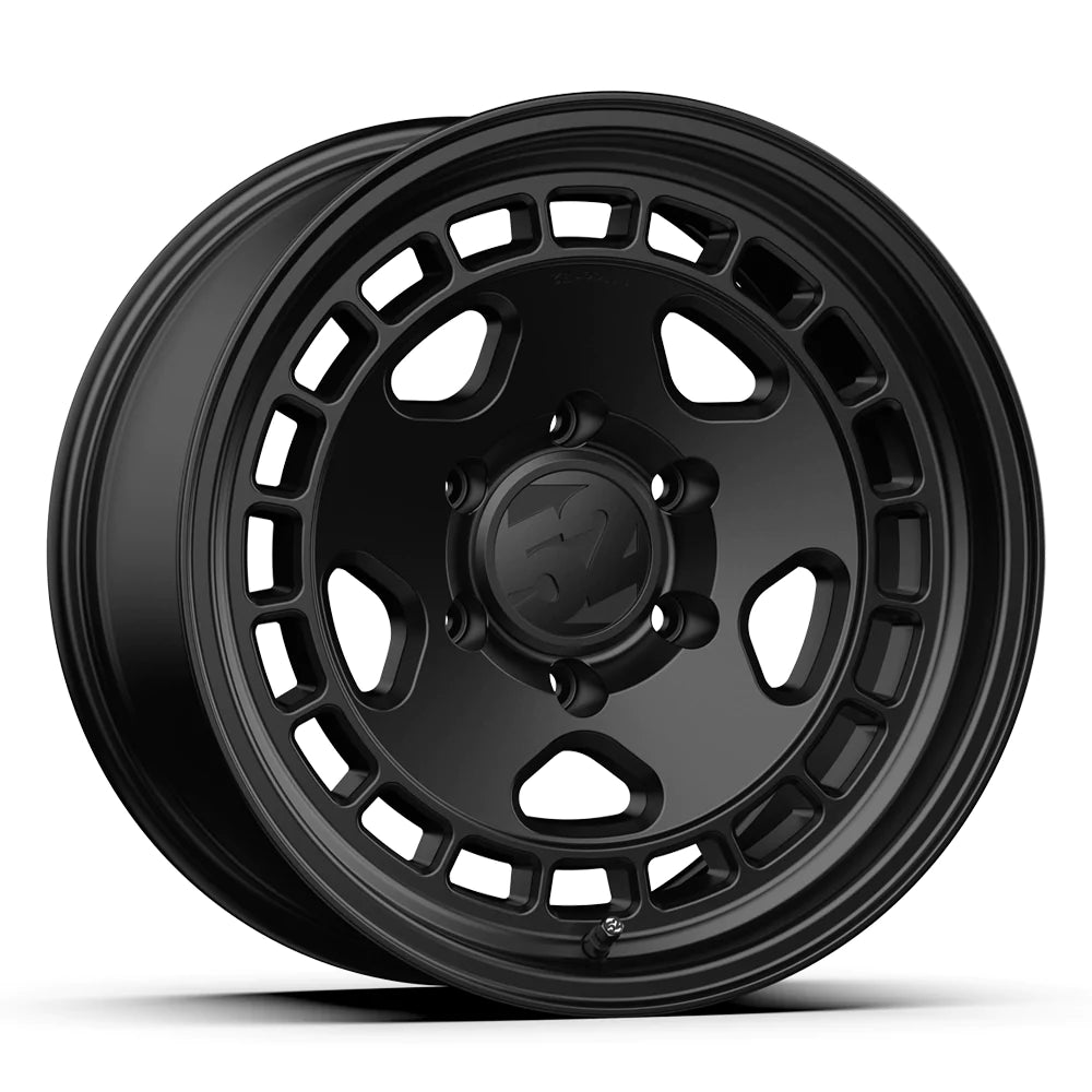 1552 Turbomac HD Classic [17x8.5, 6x135, 87.1 Hub] – Level Up
