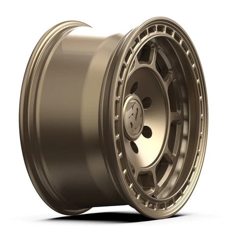 テラヴィ 1552 Traverse HD [17x8.5, 6x135, 87.1 Hub] – Level Up Suspension